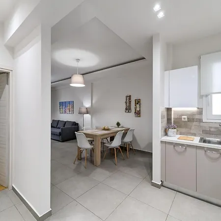 Modern&stylish 1bd Next Metro And Acropolis Athens