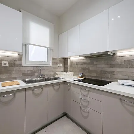 Apartment Modern&stylish 1bd Next Metro And Acropolis *
