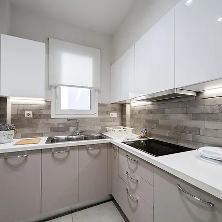 Apartment Modern&stylish 1bd Next Metro And Acropolis *